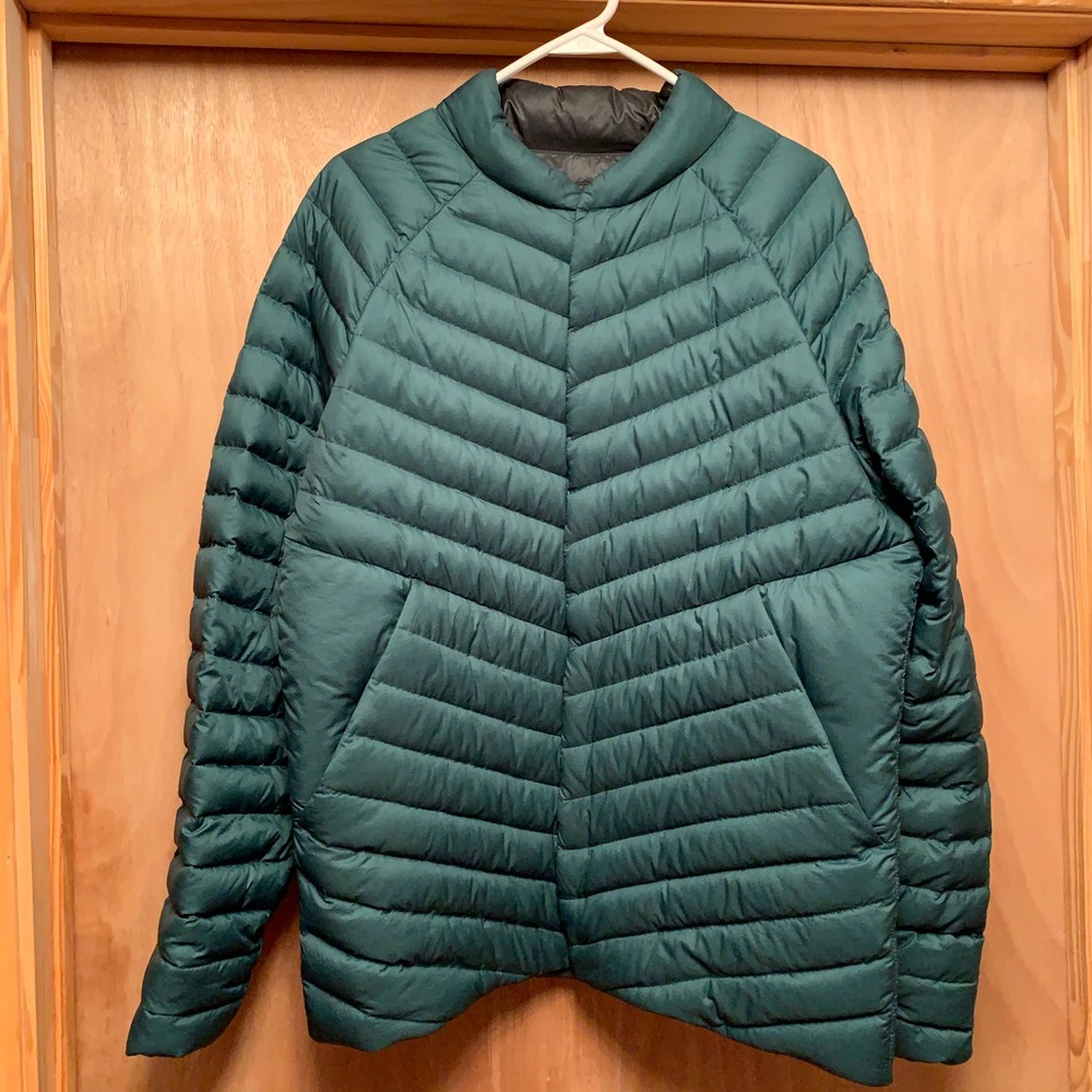 Men’s Lululemon Snapdown Down Jacket (large)